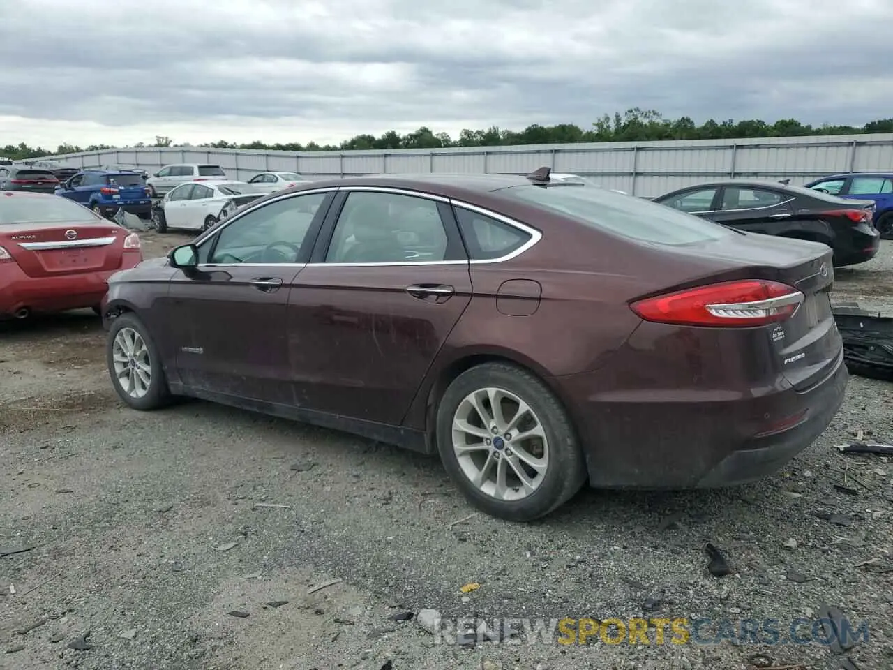 2 Фотография поврежденного автомобиля 3FA6P0MU9KR137126 FORD FUSION 2019