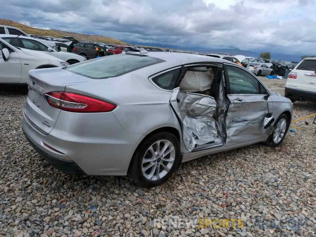 3 Photograph of a damaged car 3FA6P0MUXKR257260 FORD FUSION 2019