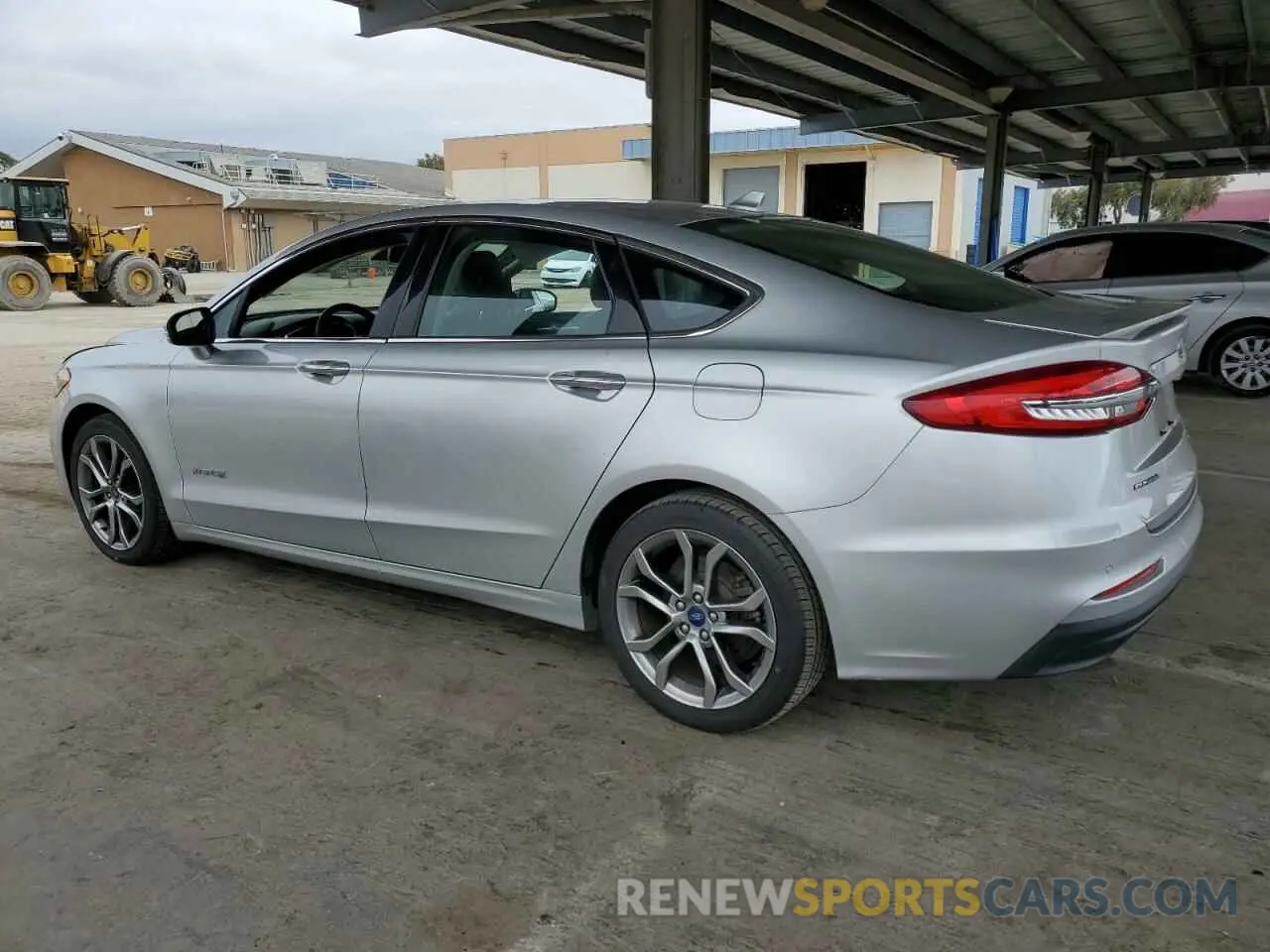 2 Photograph of a damaged car 3FA6P0RU0KR116433 FORD FUSION 2019