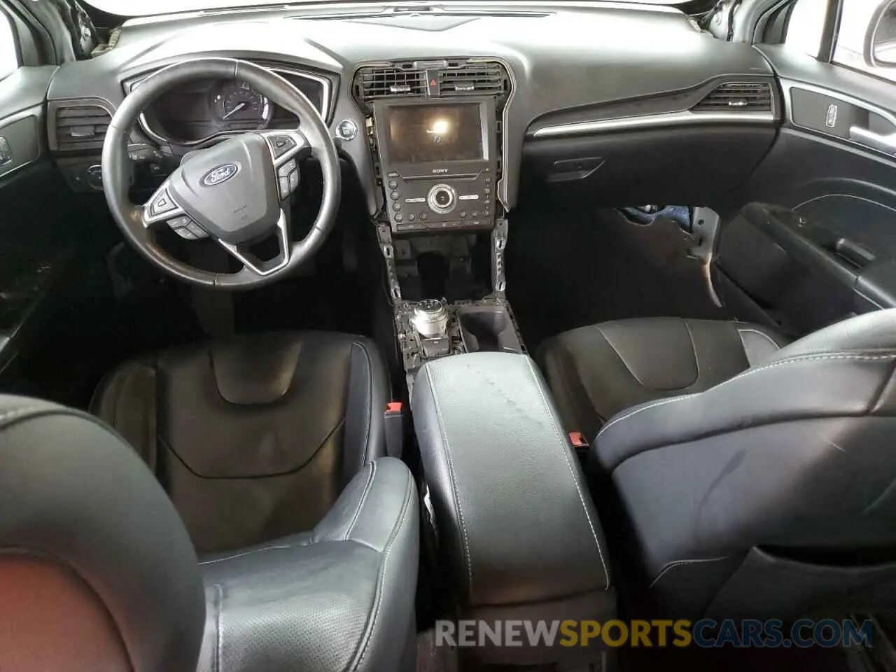 8 Photograph of a damaged car 3FA6P0RU0KR116433 FORD FUSION 2019
