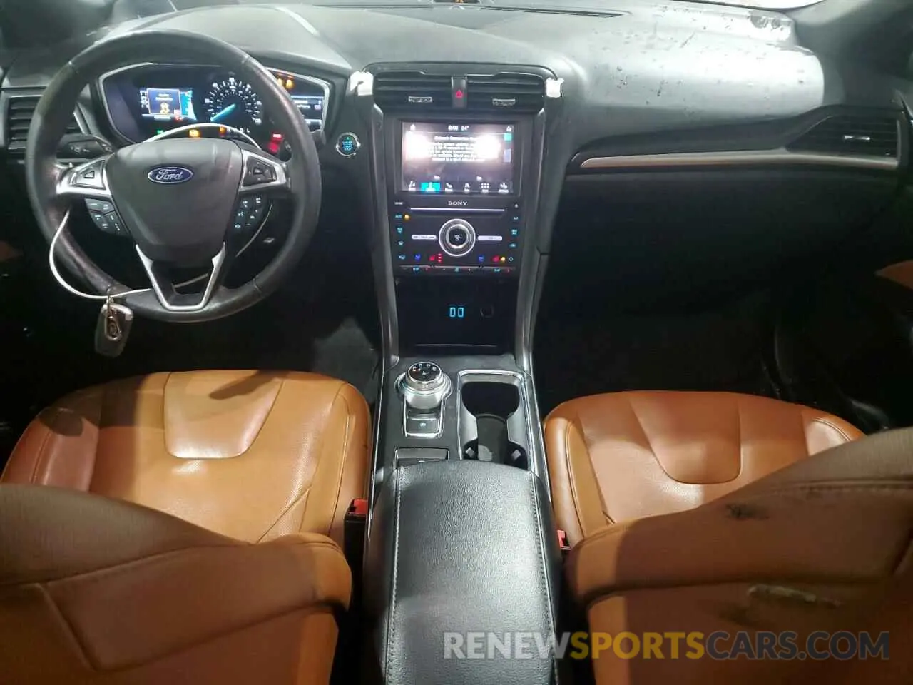 8 Фотография поврежденного автомобиля 3FA6P0RU2KR204335 FORD FUSION 2019
