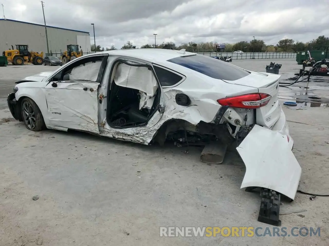 2 Фотография поврежденного автомобиля 3FA6P0RU4KR155929 FORD FUSION 2019