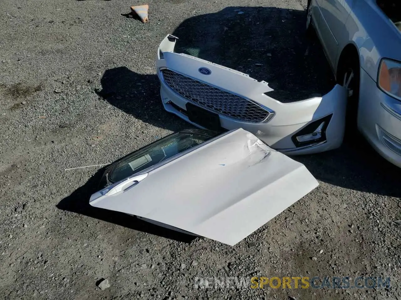 12 Photograph of a damaged car 3FA6P0RU4KR191751 FORD FUSION 2019
