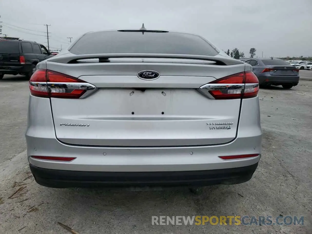 6 Photograph of a damaged car 3FA6P0RU5KR200294 FORD FUSION 2019