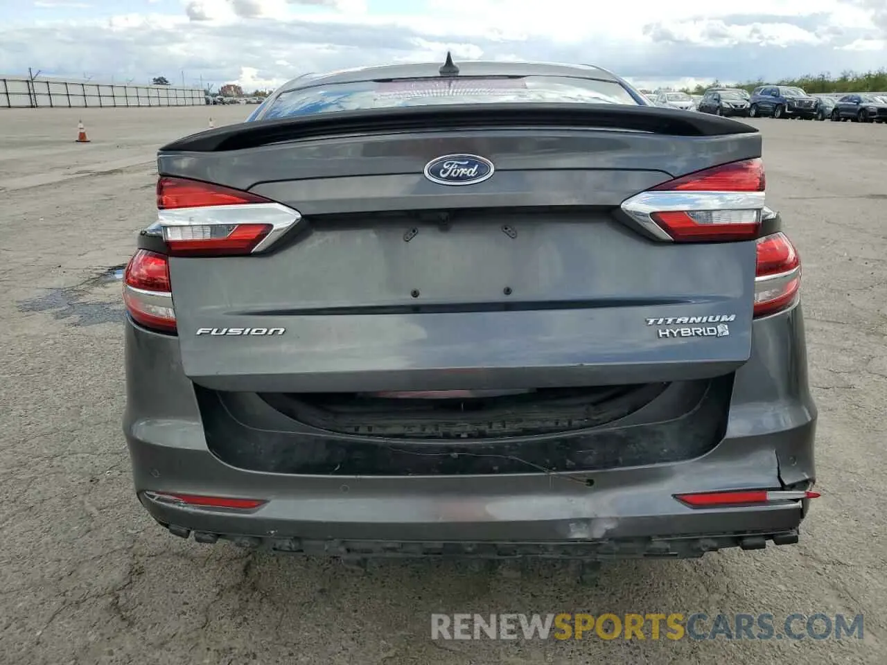 6 Photograph of a damaged car 3FA6P0RU6KR182145 FORD FUSION 2019