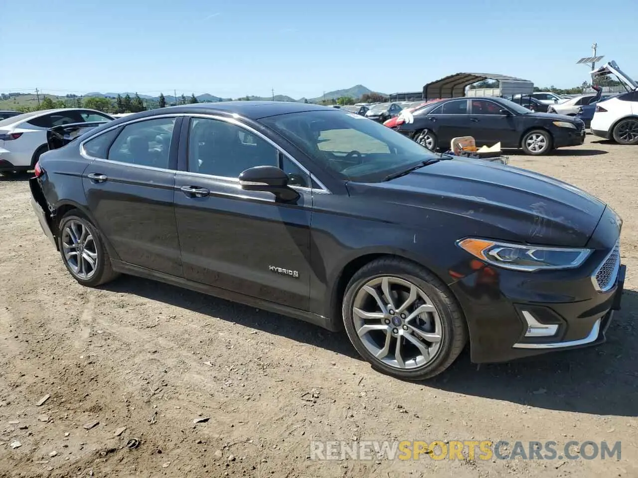 4 Фотография поврежденного автомобиля 3FA6P0RU7KR183739 FORD FUSION 2019