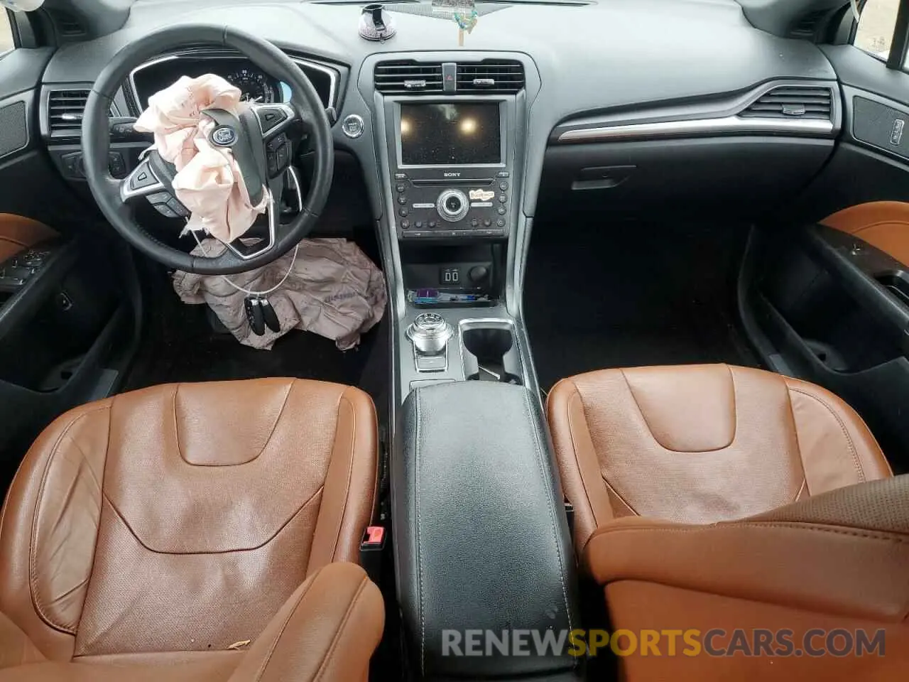 8 Photograph of a damaged car 3FA6P0RU9KR158115 FORD FUSION 2019