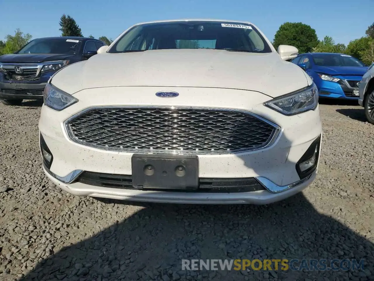 5 Photograph of a damaged car 3FA6P0SU0KR202707 FORD FUSION 2019