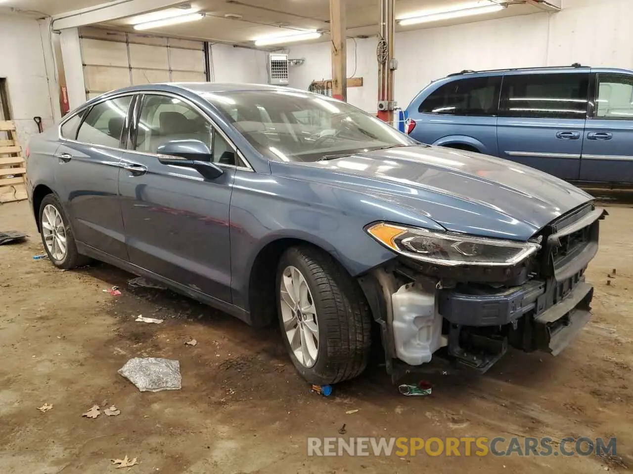 4 Photograph of a damaged car 3FA6P0SU1KR191541 FORD FUSION 2019