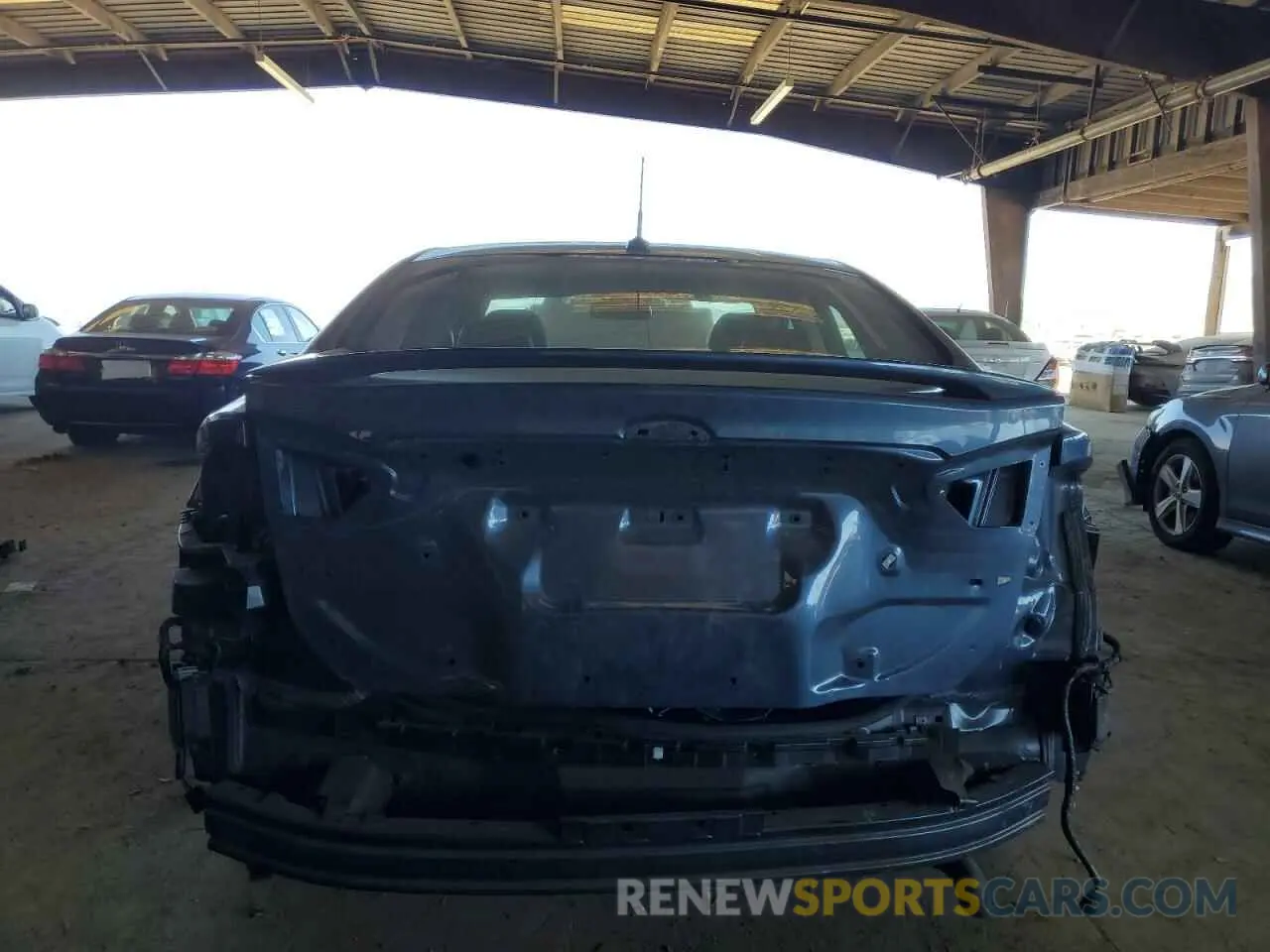 6 Photograph of a damaged car 3FA6P0SU2KR258602 FORD FUSION 2019