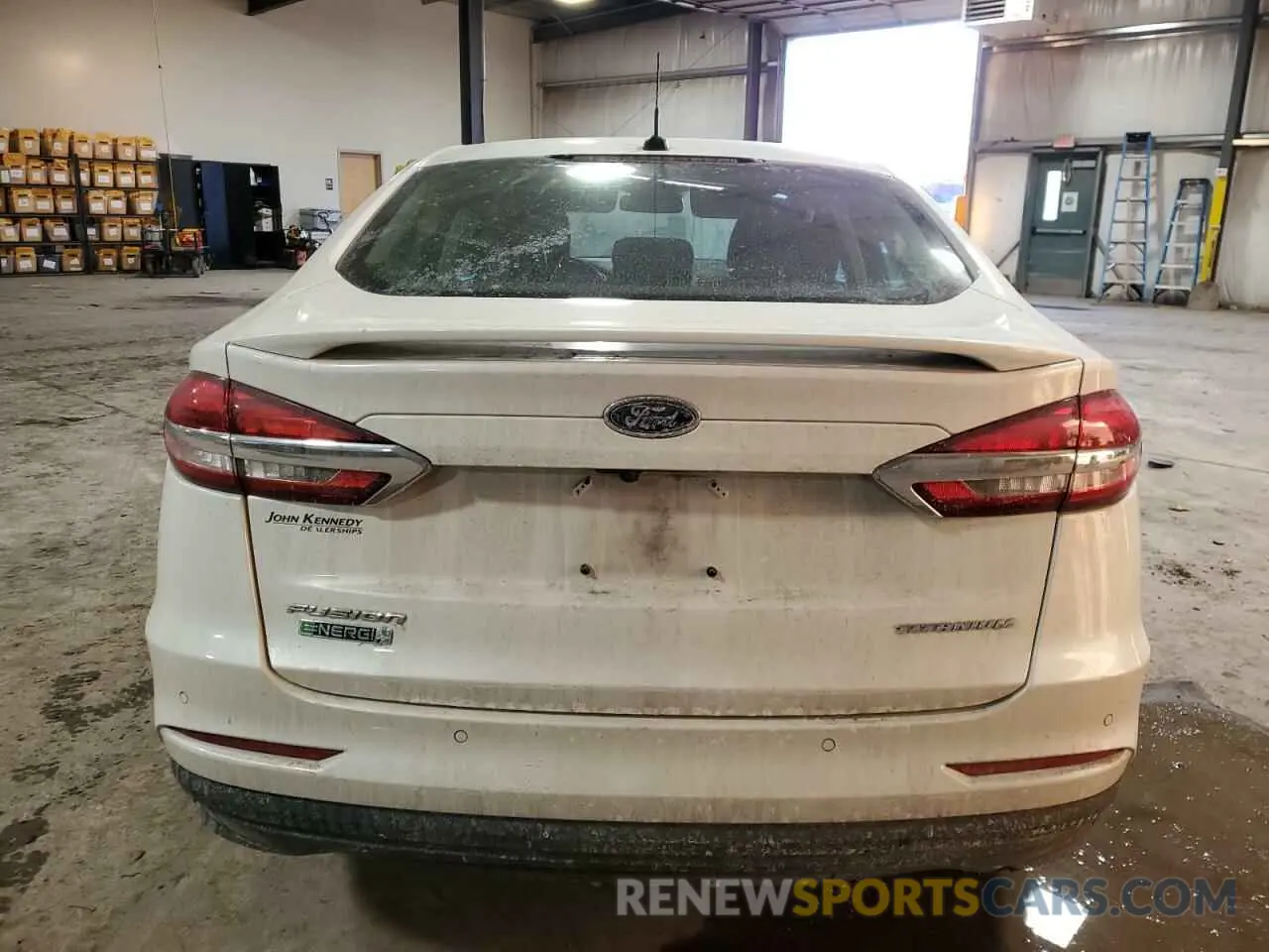 6 Photograph of a damaged car 3FA6P0SU6KR279839 FORD FUSION 2019