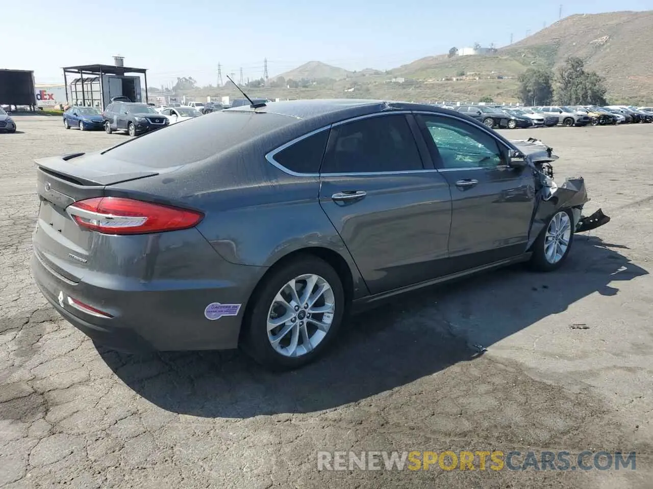 3 Фотография поврежденного автомобиля 3FA6P0SU6KR284460 FORD FUSION 2019
