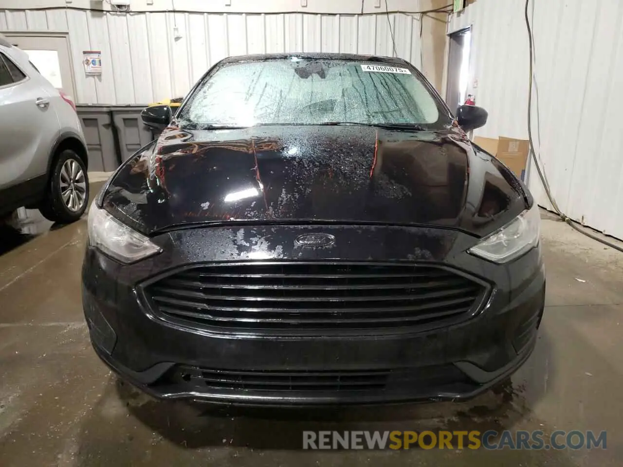 5 Photograph of a damaged car 3FA6P0T90KR261119 FORD FUSION 2019