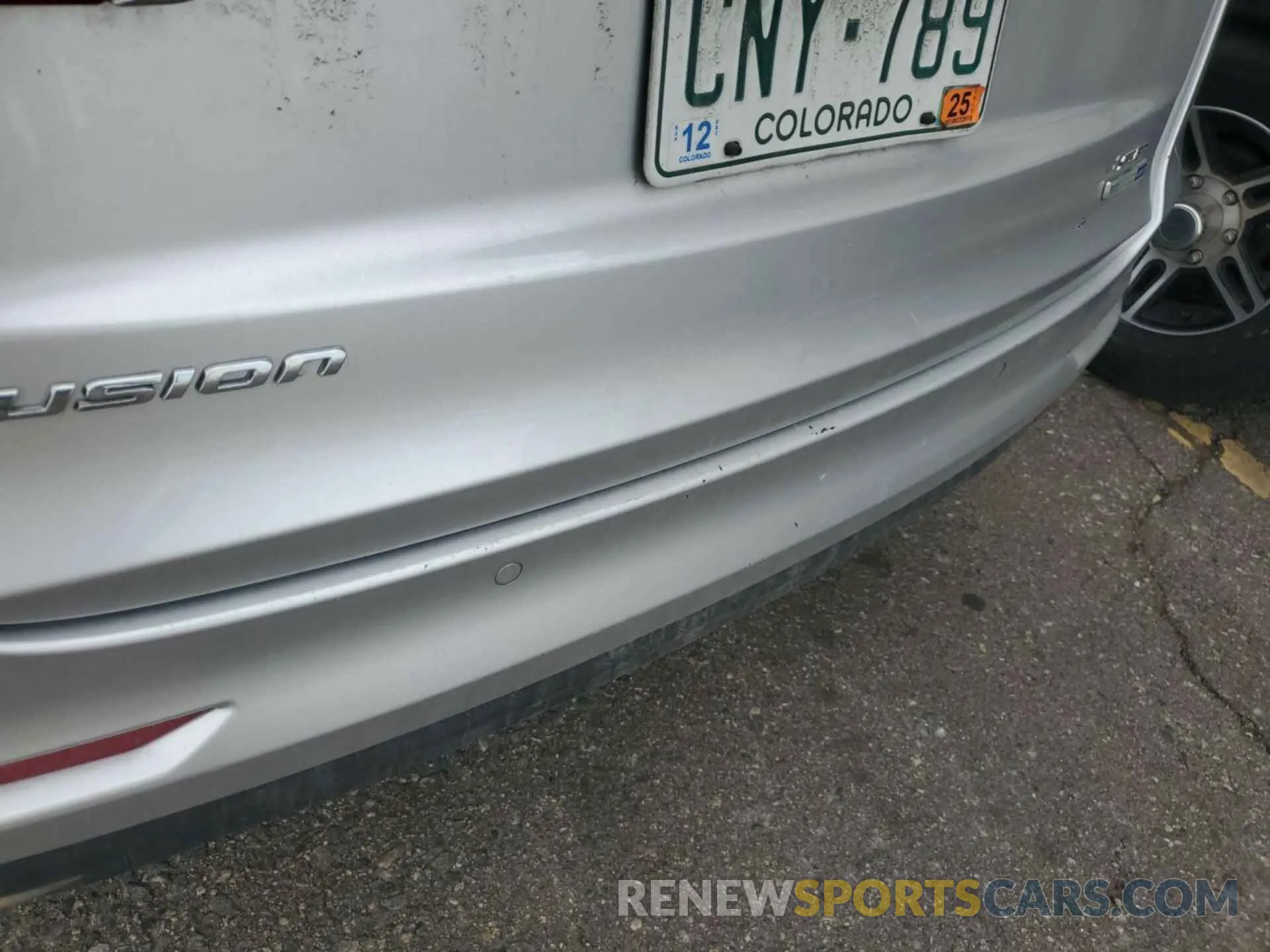 1 Фотография поврежденного автомобиля 3FA6P0T92KR103669 FORD FUSION 2019