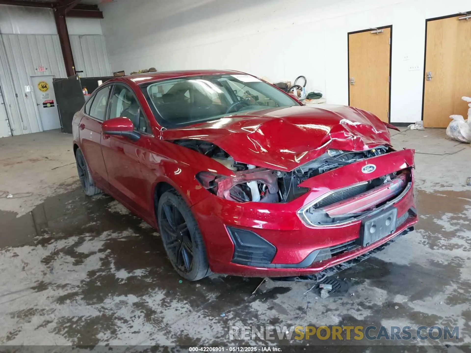 1 Фотография поврежденного автомобиля 3FA6P0T92KR216957 FORD FUSION 2019