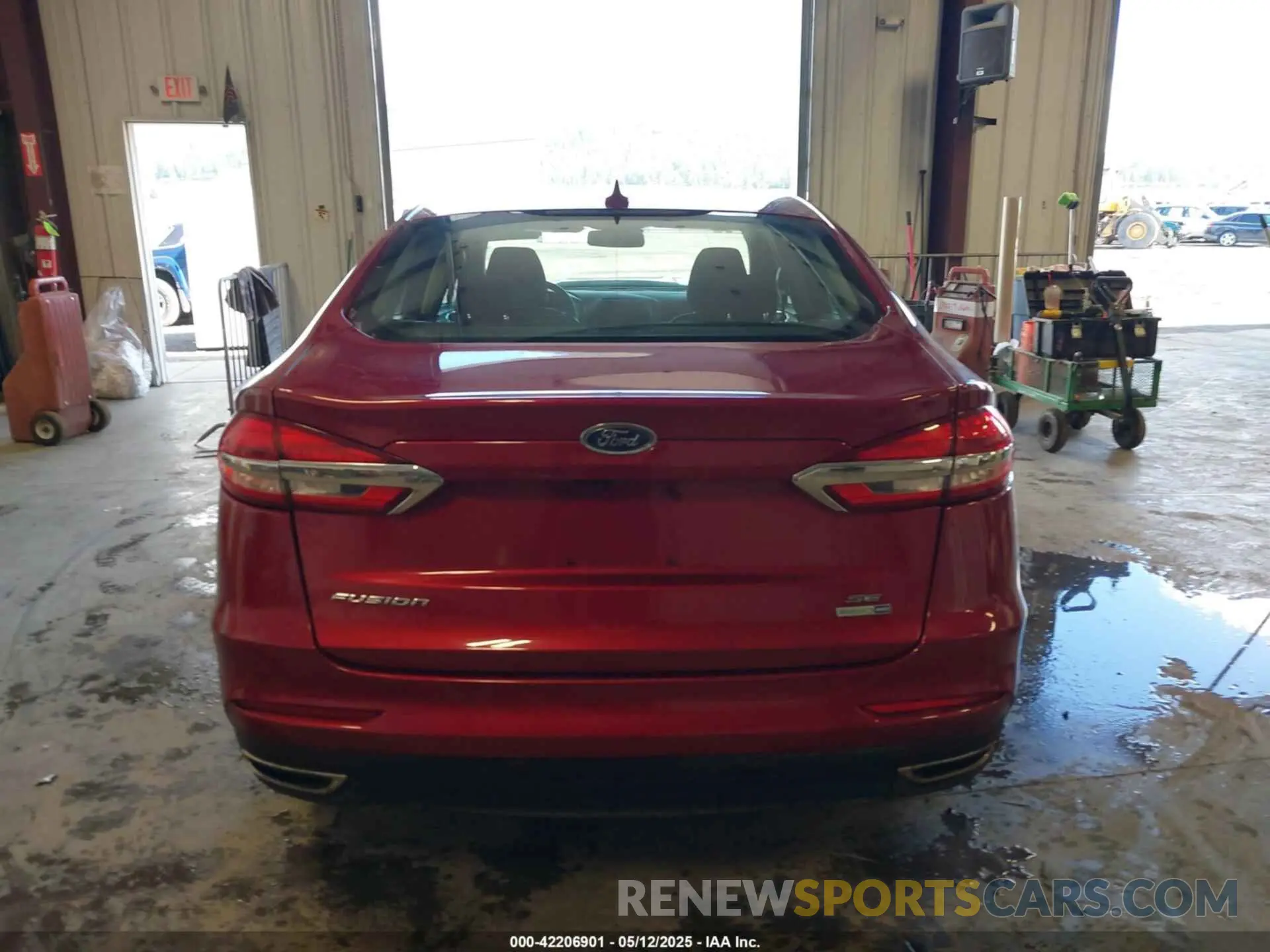 17 Фотография поврежденного автомобиля 3FA6P0T92KR216957 FORD FUSION 2019