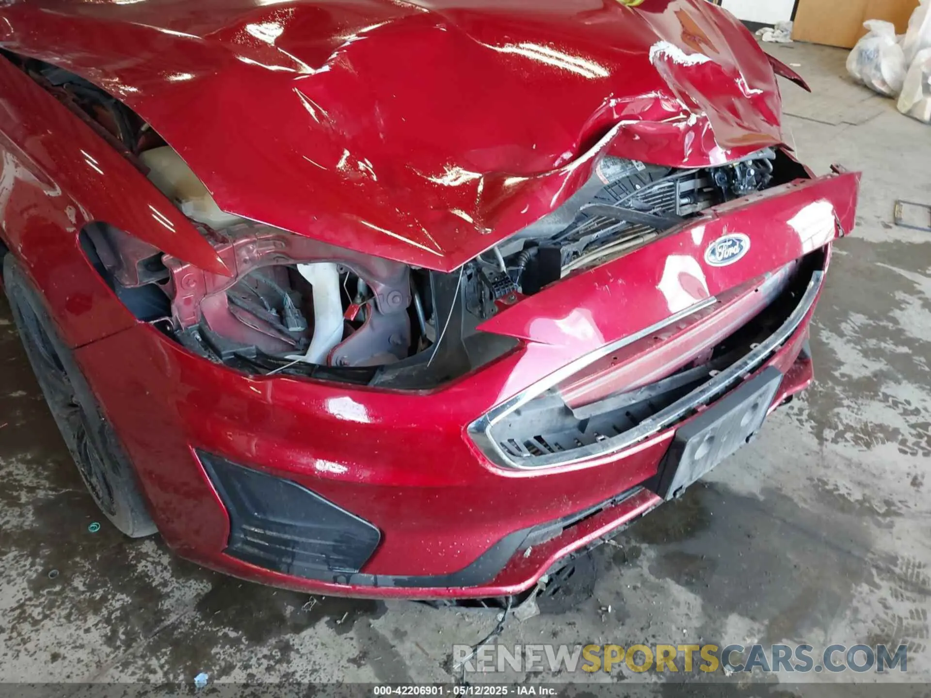 6 Фотография поврежденного автомобиля 3FA6P0T92KR216957 FORD FUSION 2019