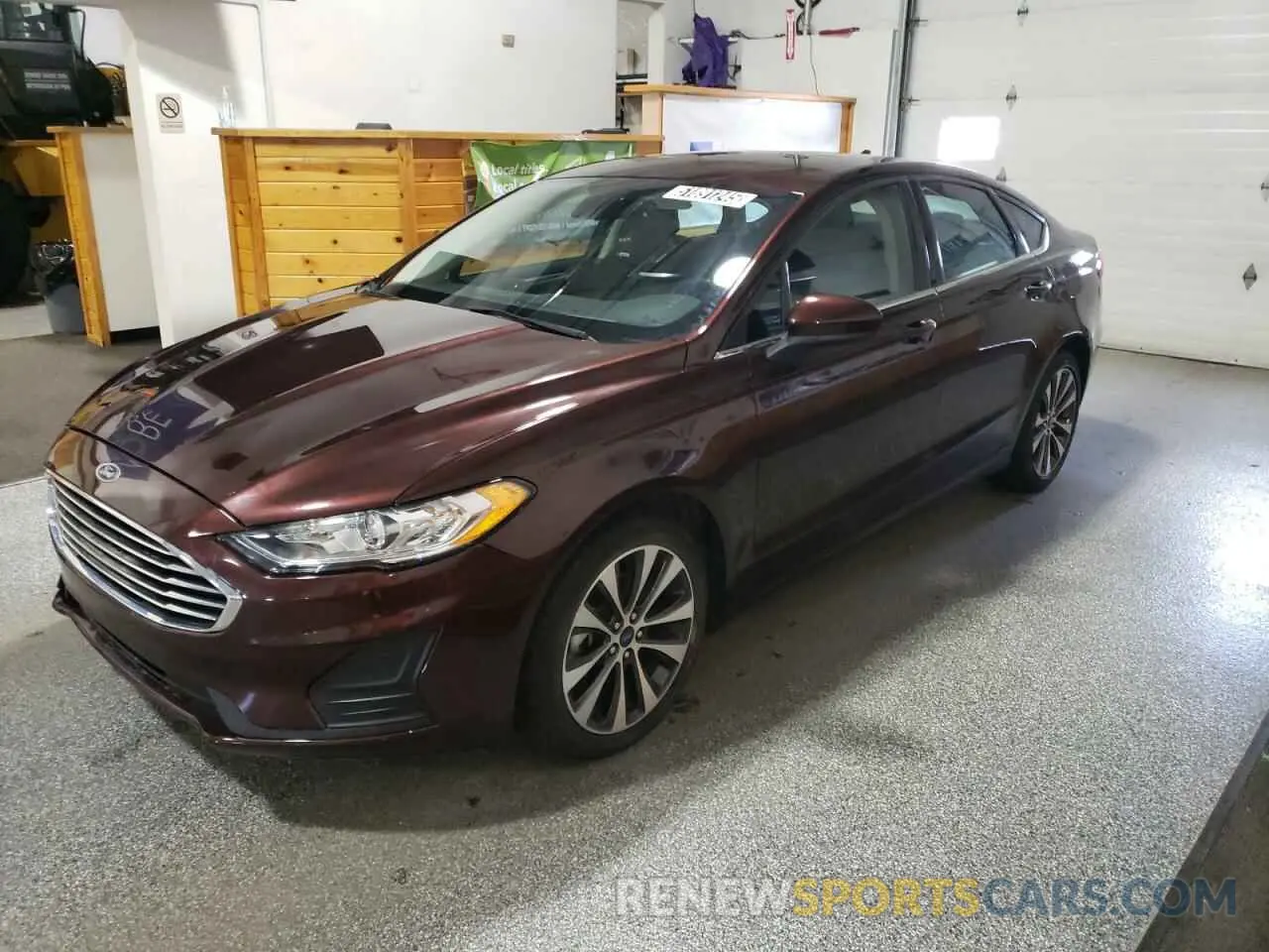 1 Фотография поврежденного автомобиля 3FA6P0T94KR179796 FORD FUSION 2019