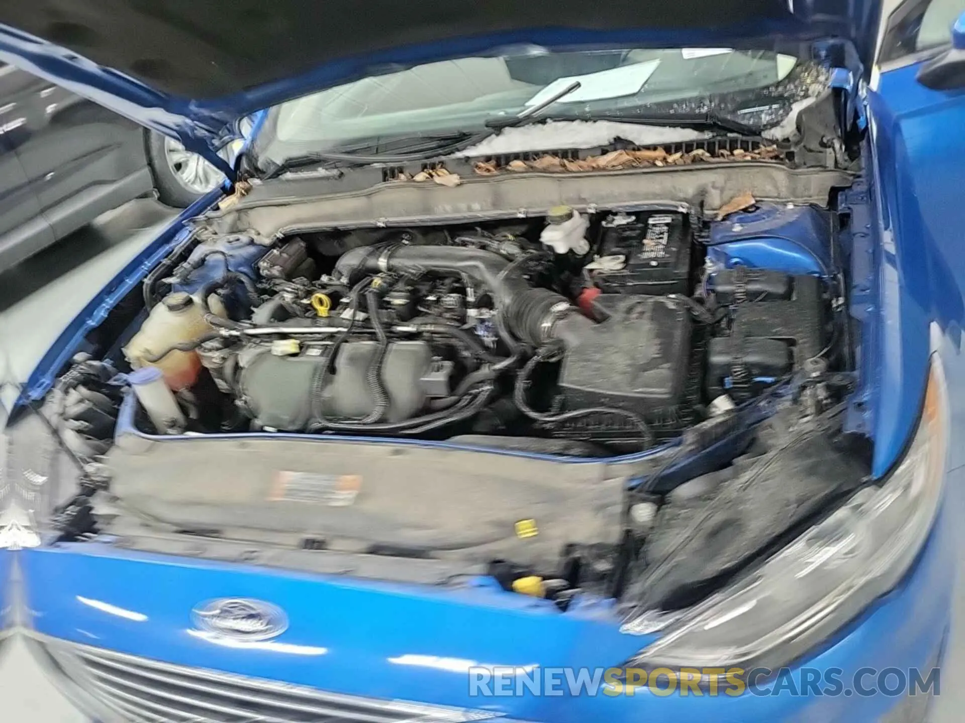 33 Фотография поврежденного автомобиля 3FA6P0T95KR152428 FORD FUSION 2019