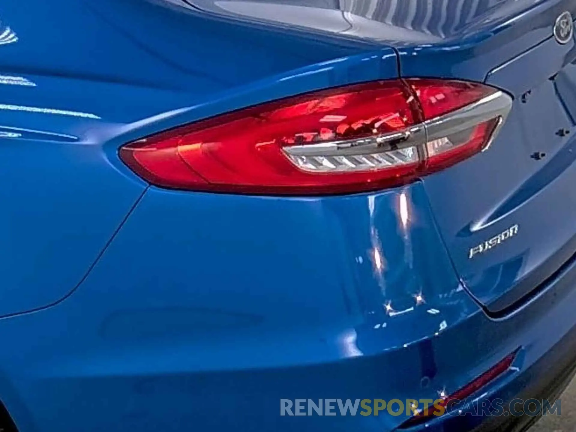 43 Фотография поврежденного автомобиля 3FA6P0T95KR152428 FORD FUSION 2019