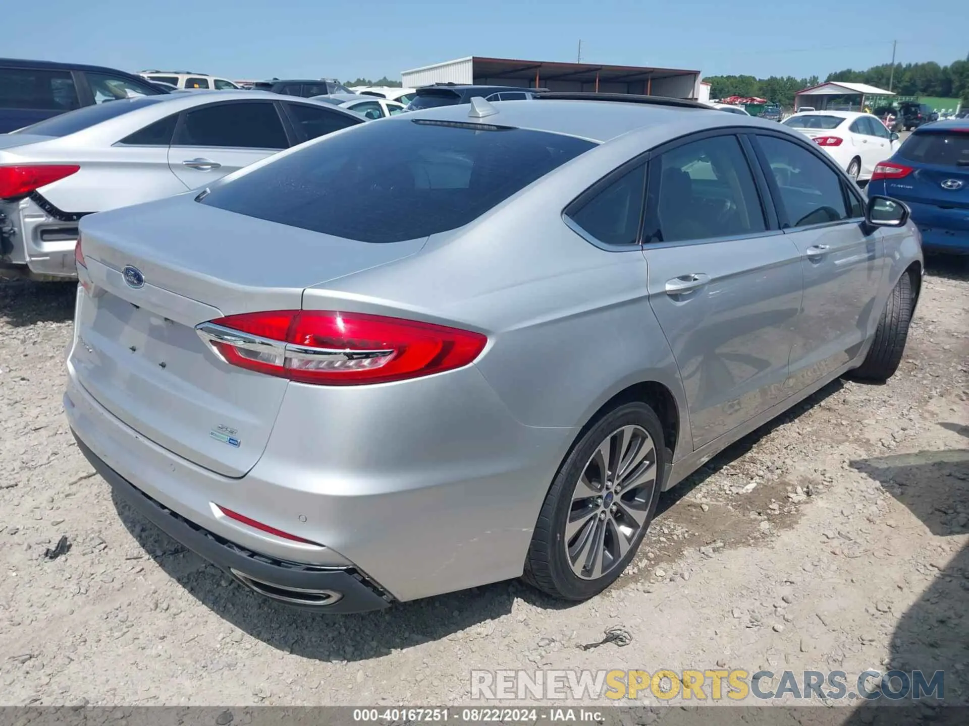 4 Photograph of a damaged car 3FA6P0T96KR269712 FORD FUSION 2019