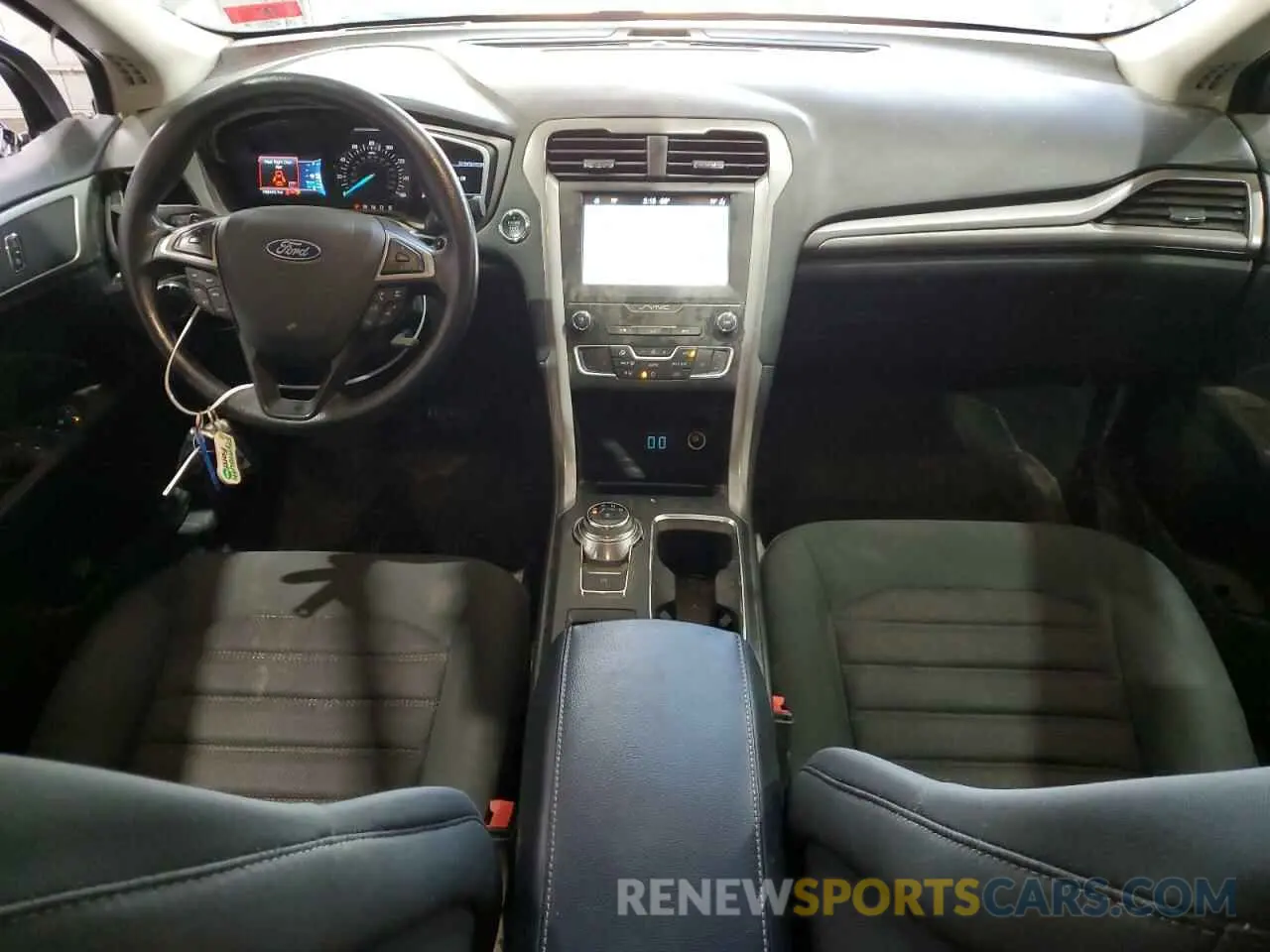 8 Photograph of a damaged car 3FA6P0T98KR191725 FORD FUSION 2019