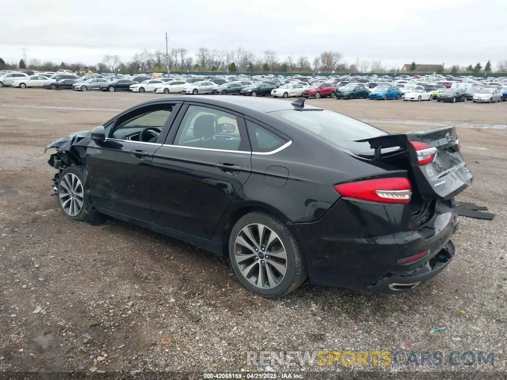 3 Photograph of a damaged car 3FA6P0T98KR261076 FORD FUSION 2019