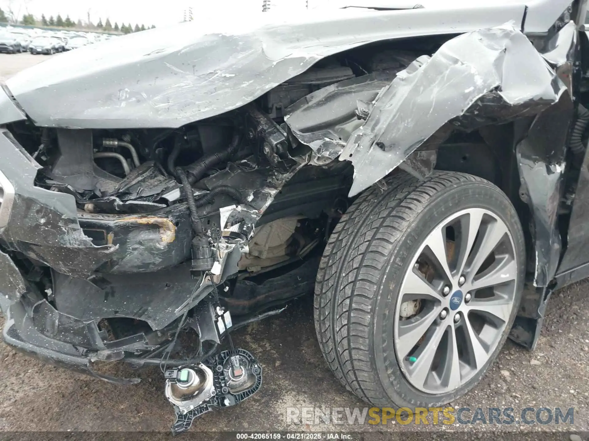 6 Photograph of a damaged car 3FA6P0T98KR261076 FORD FUSION 2019