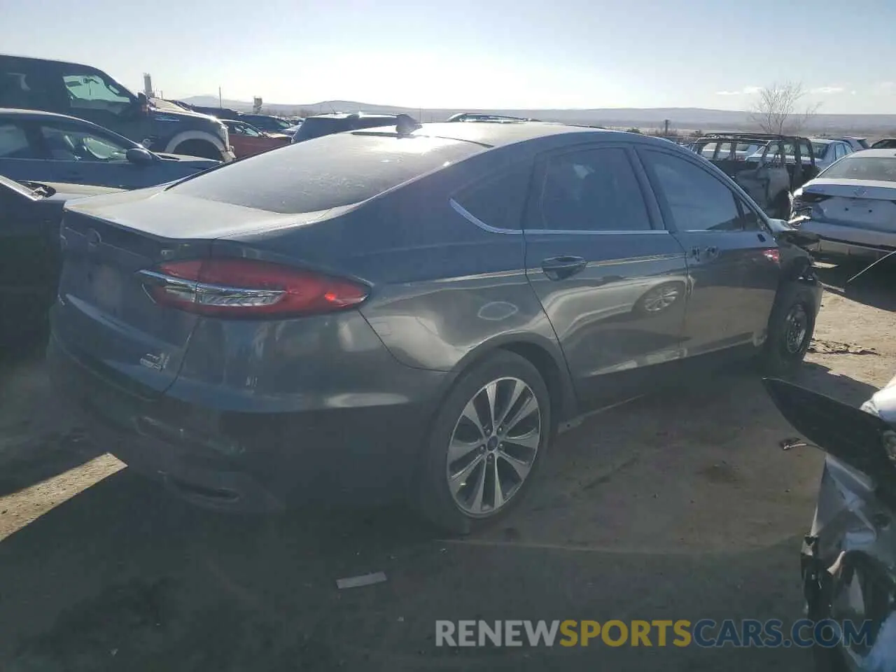 3 Фотография поврежденного автомобиля 3FA6P0T98KR269971 FORD FUSION 2019