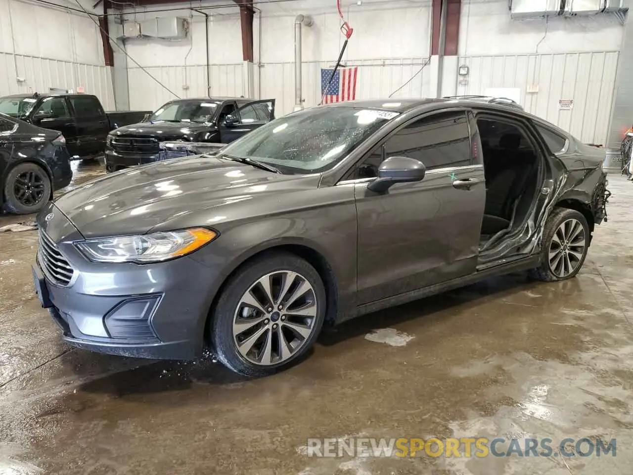 1 Photograph of a damaged car 3FA6P0T9XKR247700 FORD FUSION 2019