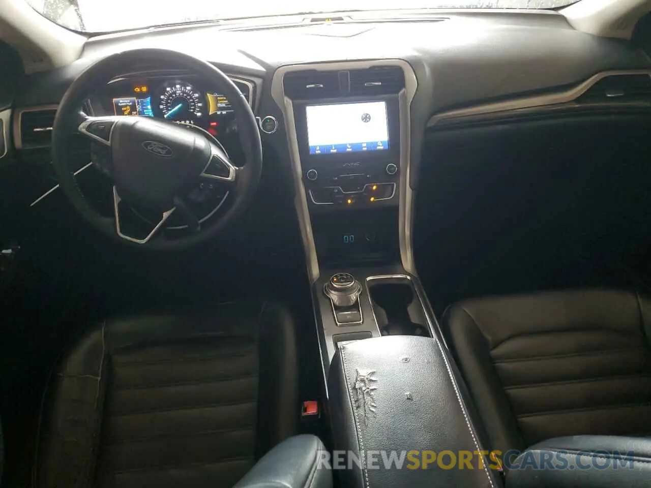 8 Фотография поврежденного автомобиля 3FA6P0CD1LR130531 FORD FUSION 2020