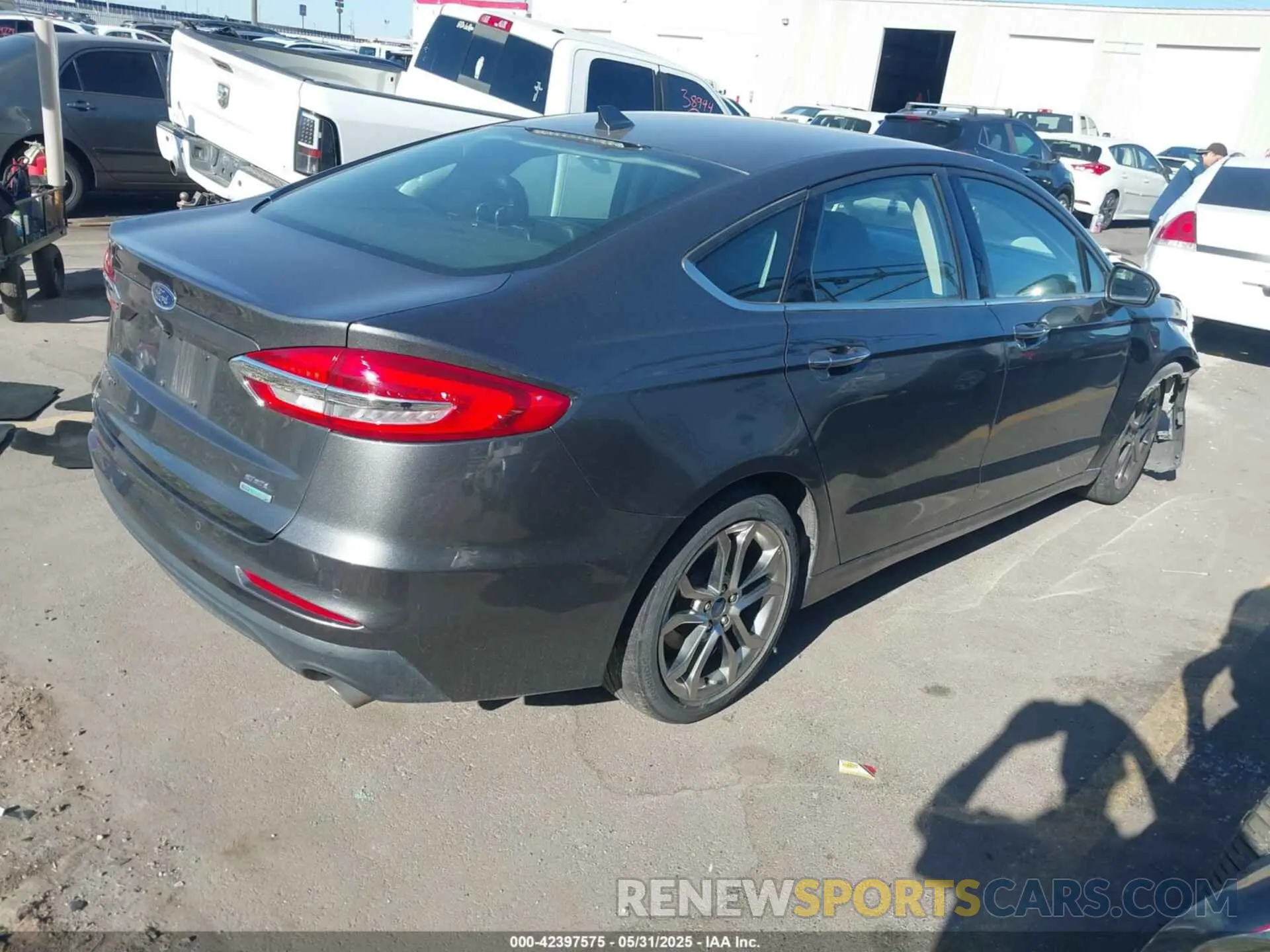 4 Photograph of a damaged car 3FA6P0CD2LR115228 FORD FUSION 2020