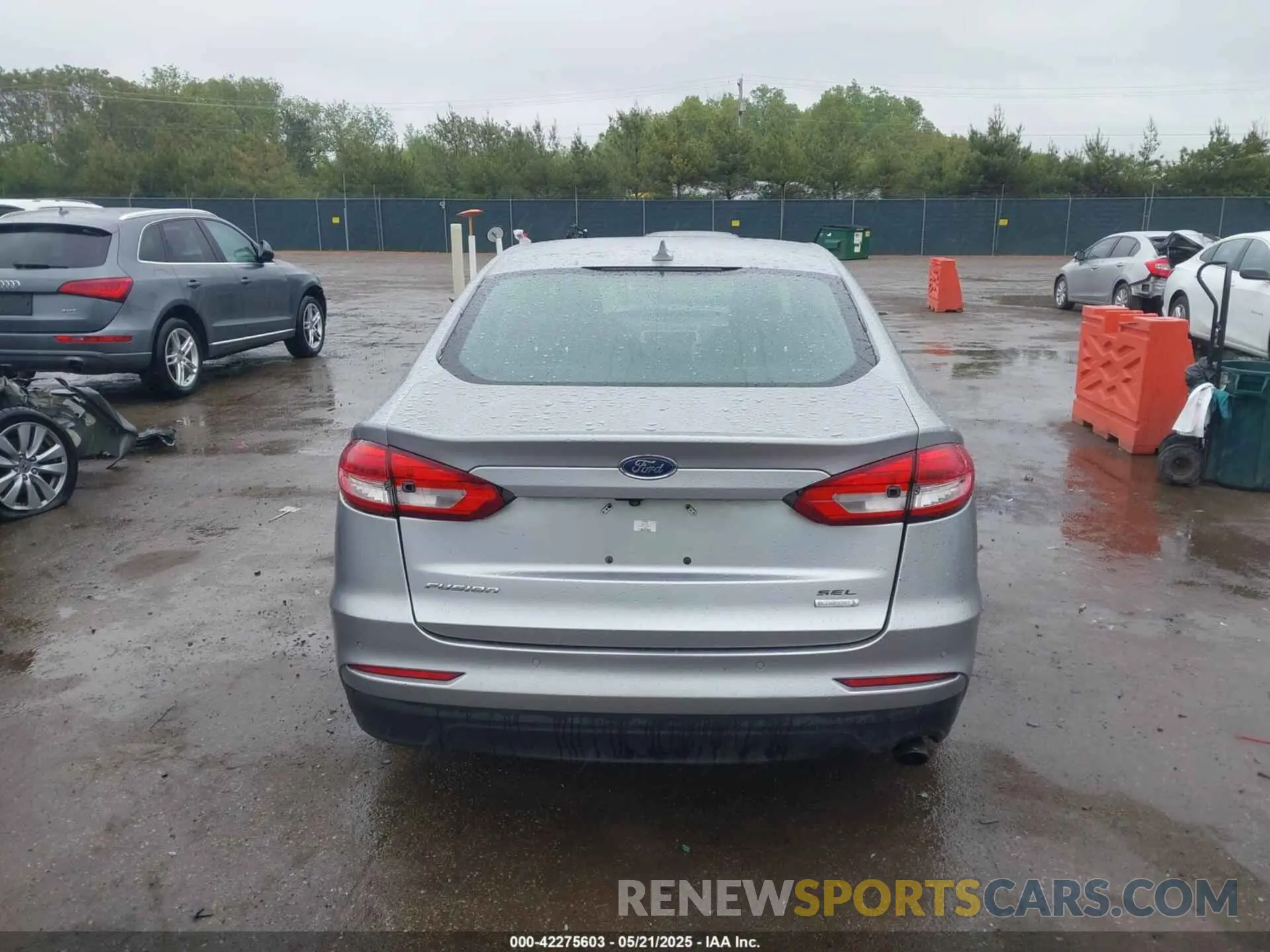 16 Photograph of a damaged car 3FA6P0CD2LR152263 FORD FUSION 2020