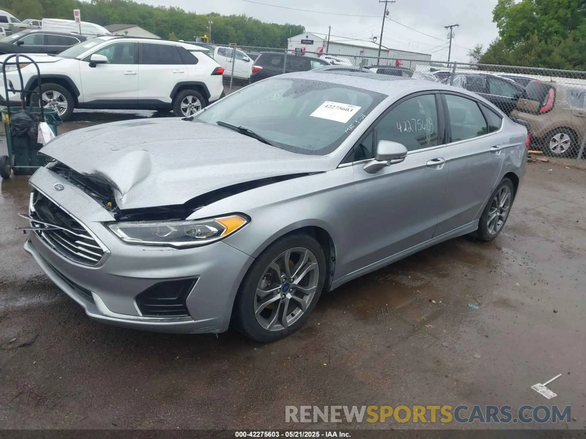 2 Photograph of a damaged car 3FA6P0CD2LR152263 FORD FUSION 2020