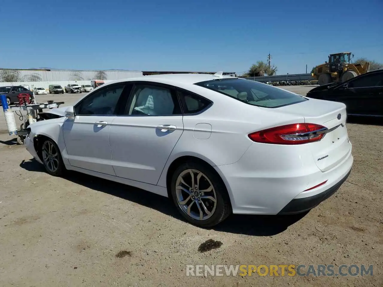 2 Фотография поврежденного автомобиля 3FA6P0CD2LR177776 FORD FUSION 2020
