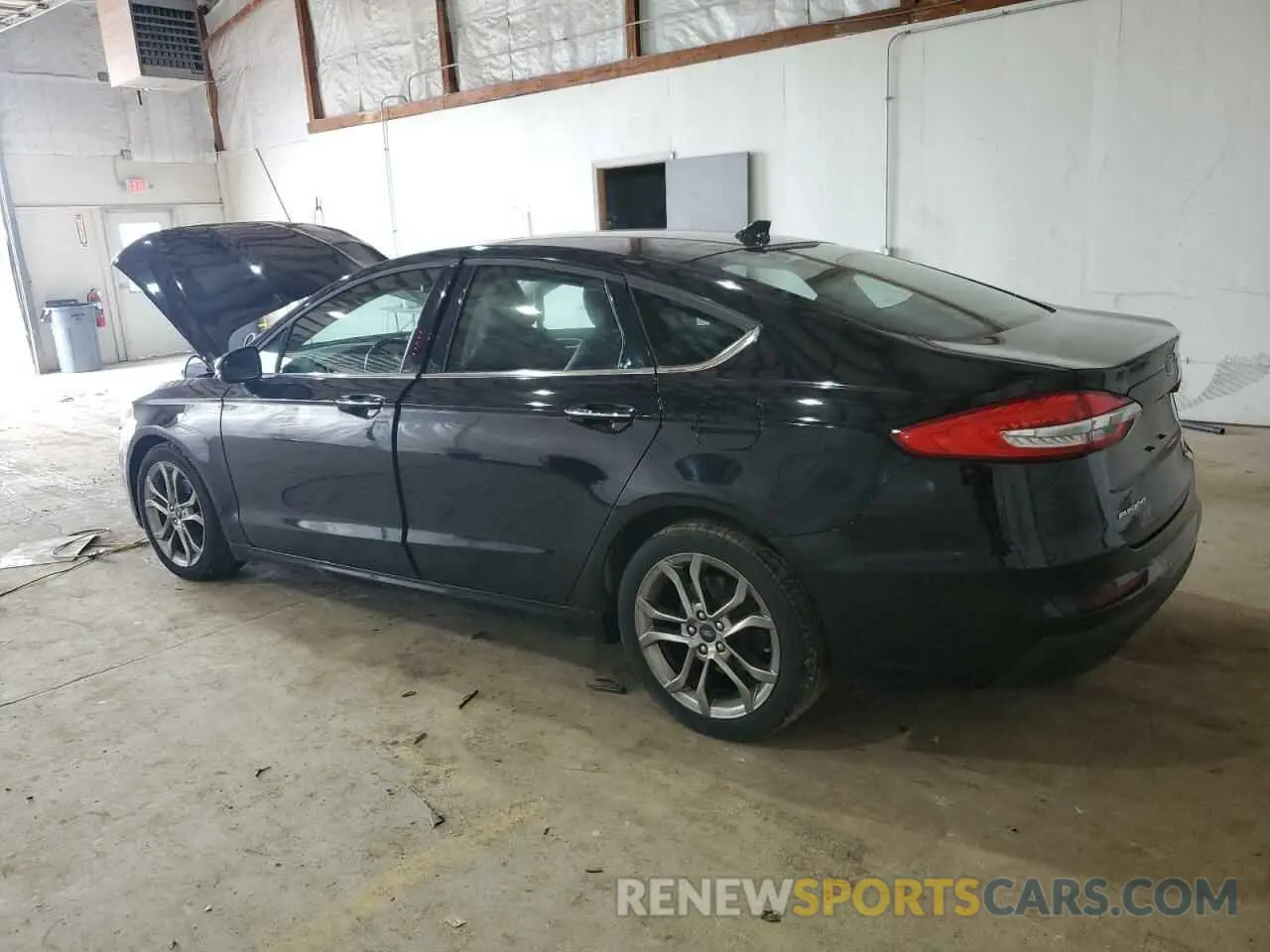 2 Фотография поврежденного автомобиля 3FA6P0CD3LR117683 FORD FUSION 2020