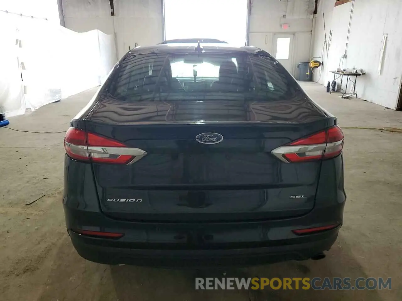 6 Фотография поврежденного автомобиля 3FA6P0CD3LR117683 FORD FUSION 2020