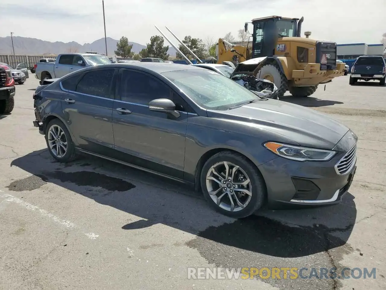 4 Photograph of a damaged car 3FA6P0CD4LR189105 FORD FUSION 2020
