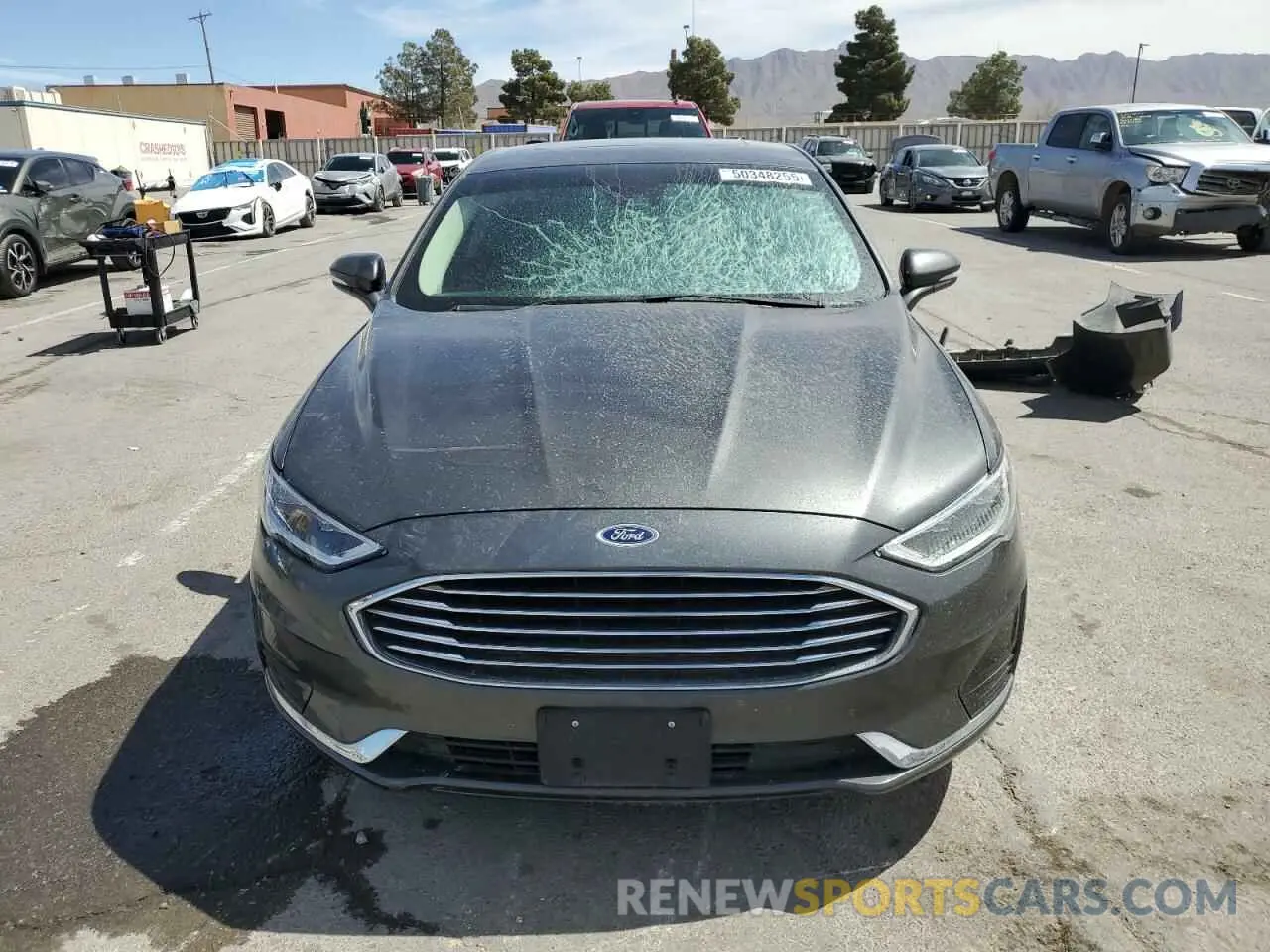 5 Photograph of a damaged car 3FA6P0CD4LR189105 FORD FUSION 2020