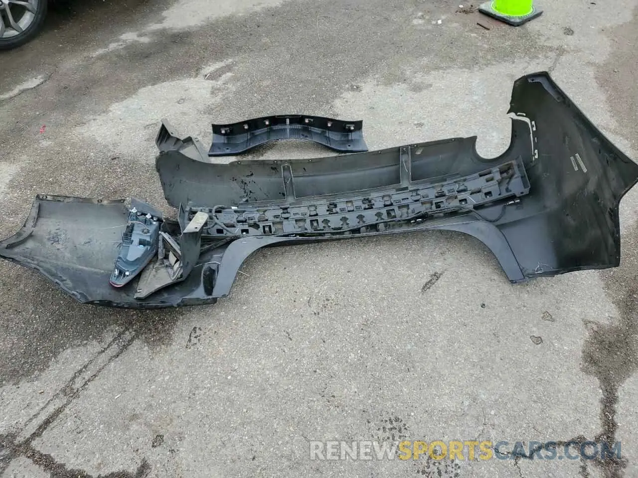 12 Photograph of a damaged car 3FA6P0CD5LR133044 FORD FUSION 2020