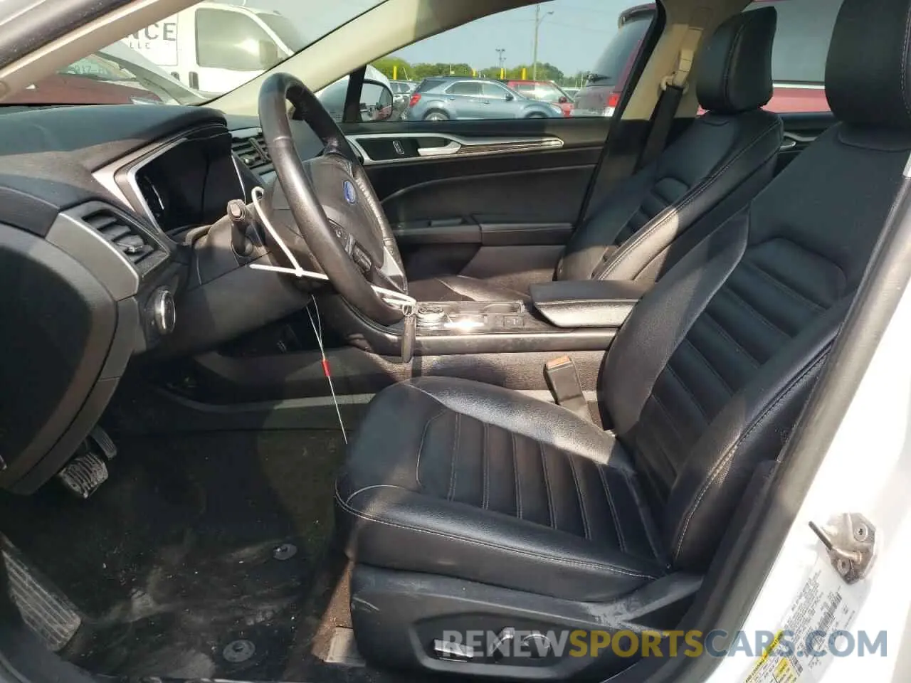 7 Фотография поврежденного автомобиля 3FA6P0CD6LR116432 FORD FUSION 2020
