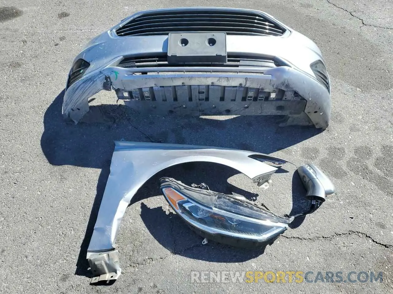 12 Фотография поврежденного автомобиля 3FA6P0CD6LR130198 FORD FUSION 2020