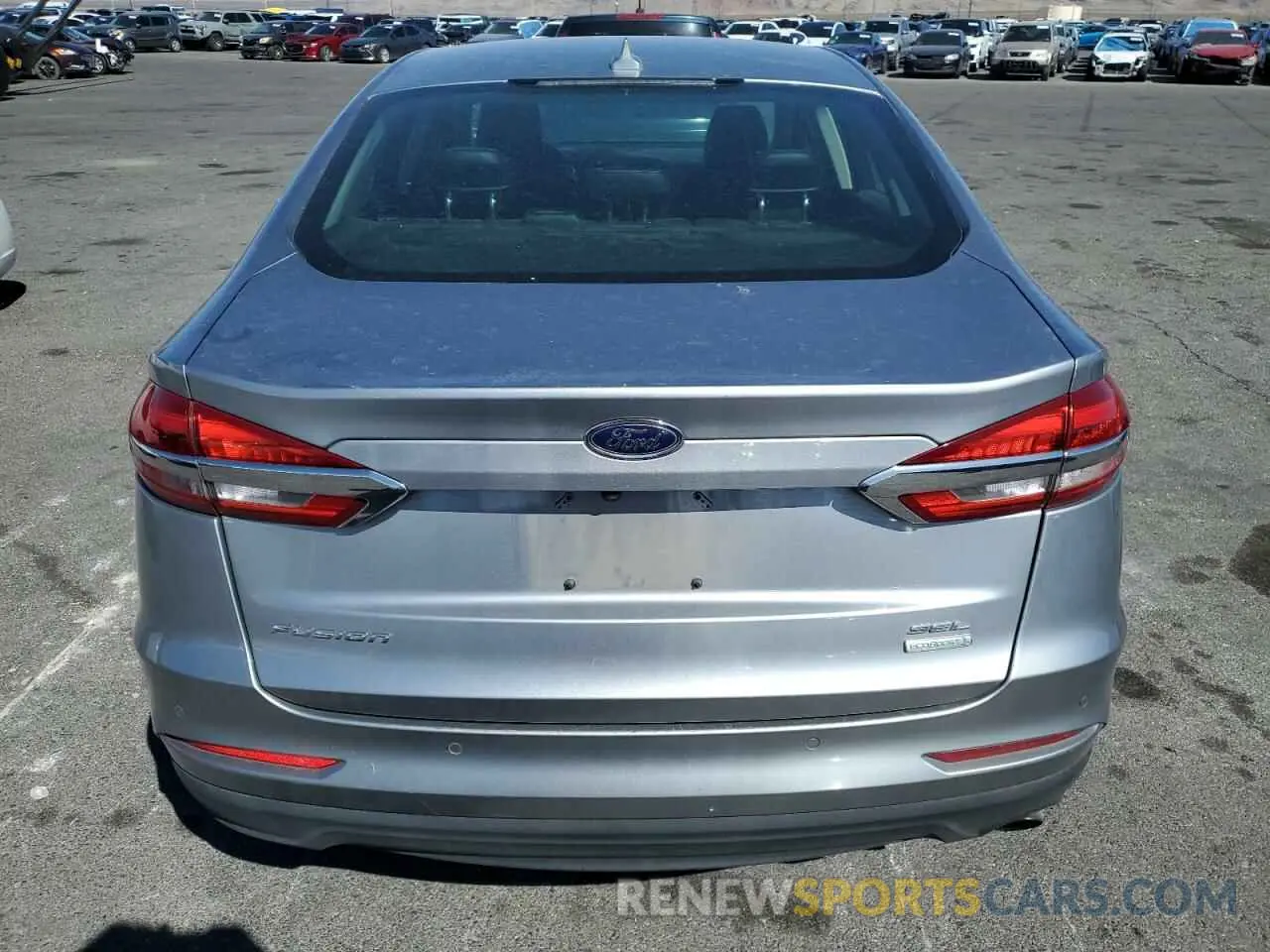 6 Фотография поврежденного автомобиля 3FA6P0CD6LR130198 FORD FUSION 2020