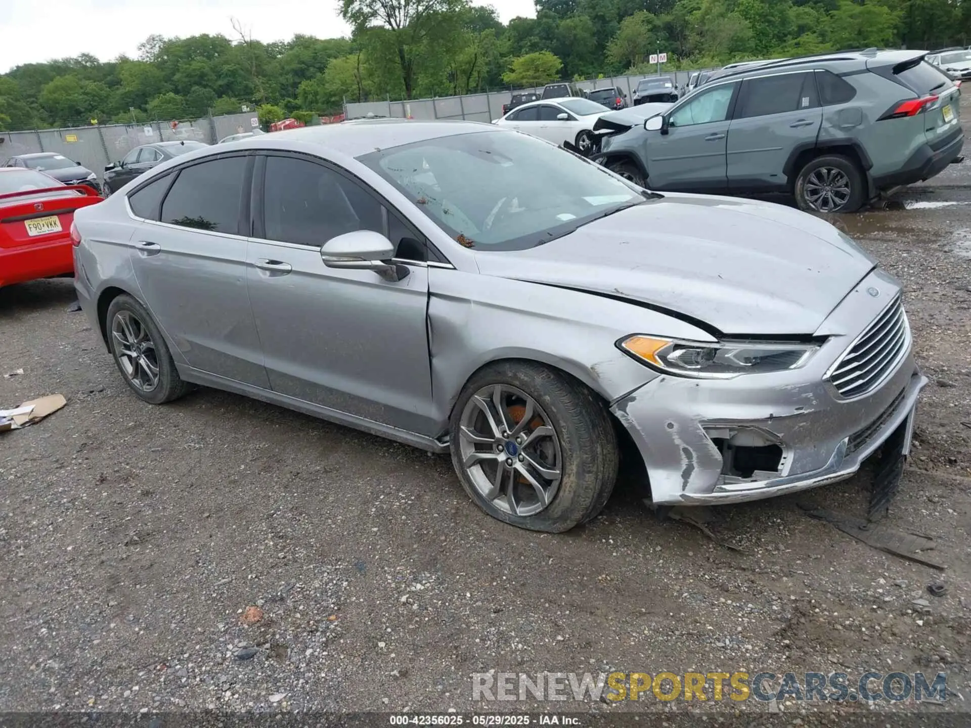 1 Фотография поврежденного автомобиля 3FA6P0CD6LR130394 FORD FUSION 2020