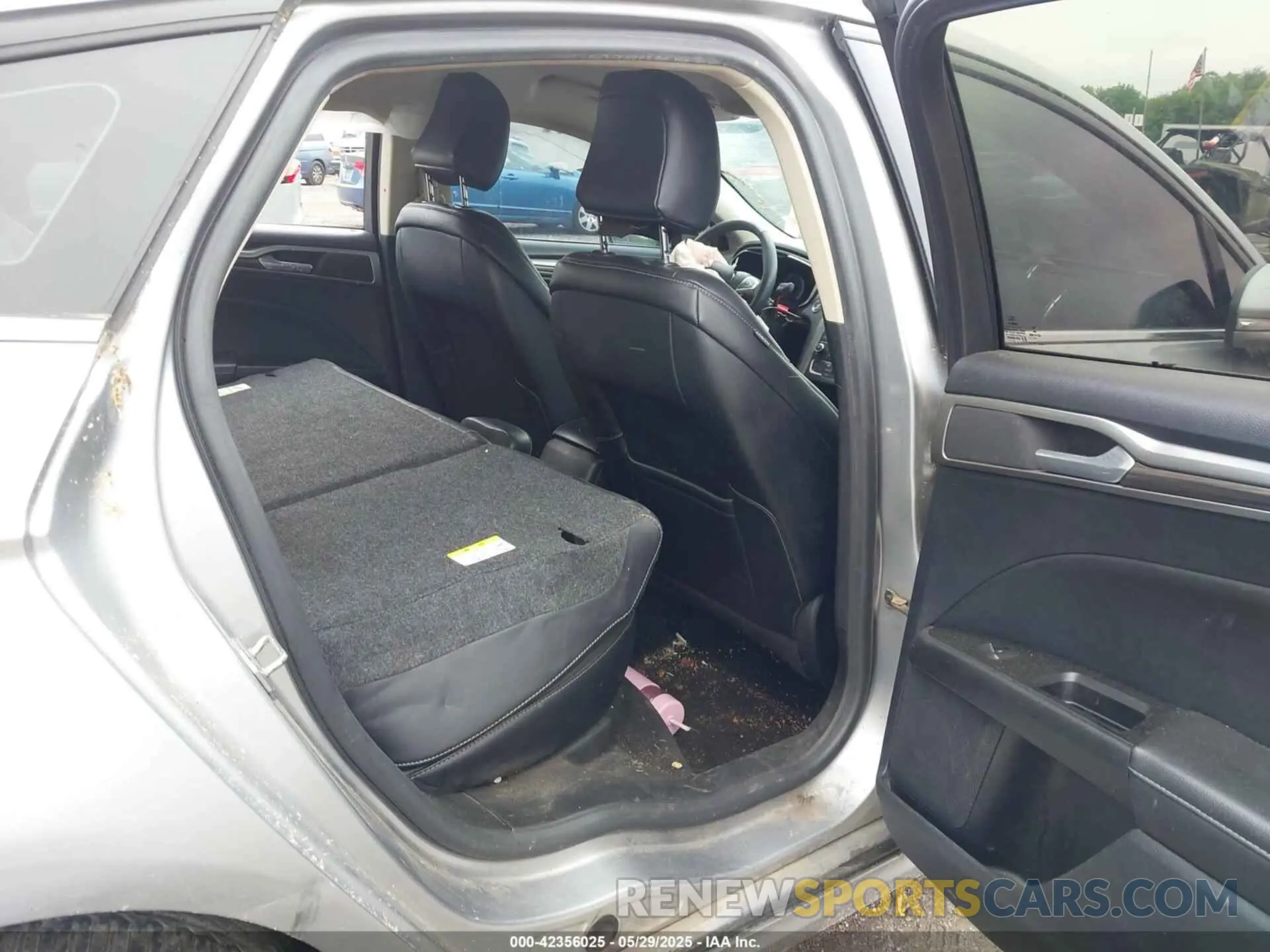 8 Фотография поврежденного автомобиля 3FA6P0CD6LR130394 FORD FUSION 2020