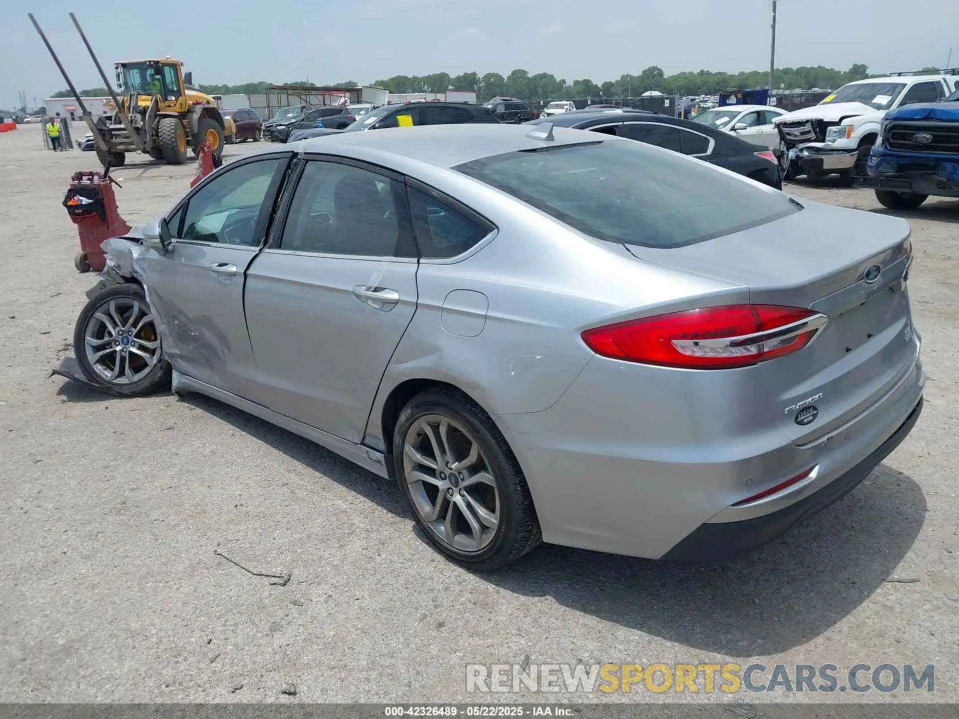 3 Photograph of a damaged car 3FA6P0CD6LR177649 FORD FUSION 2020