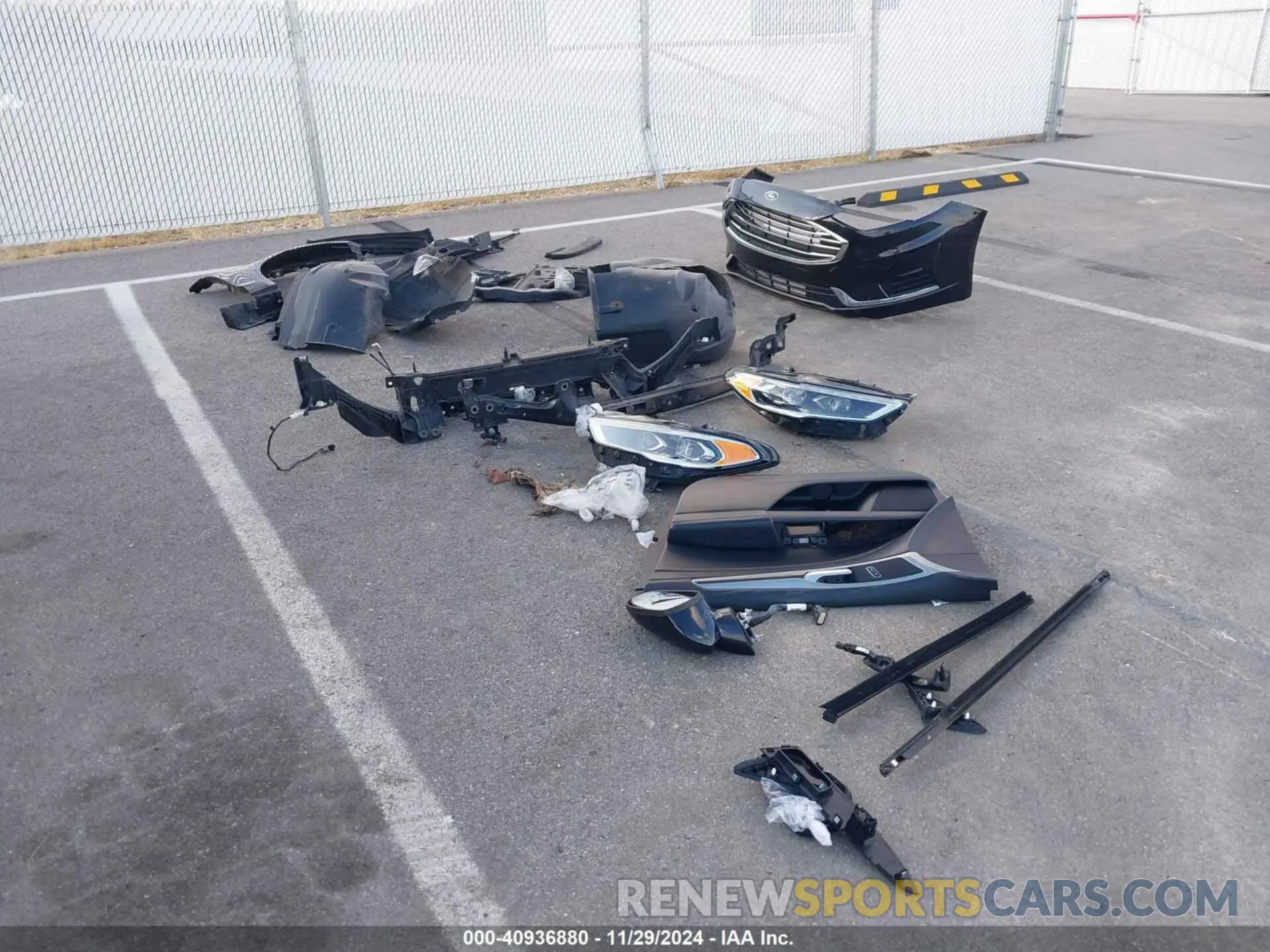 12 Photograph of a damaged car 3FA6P0CD7LR130887 FORD FUSION 2020
