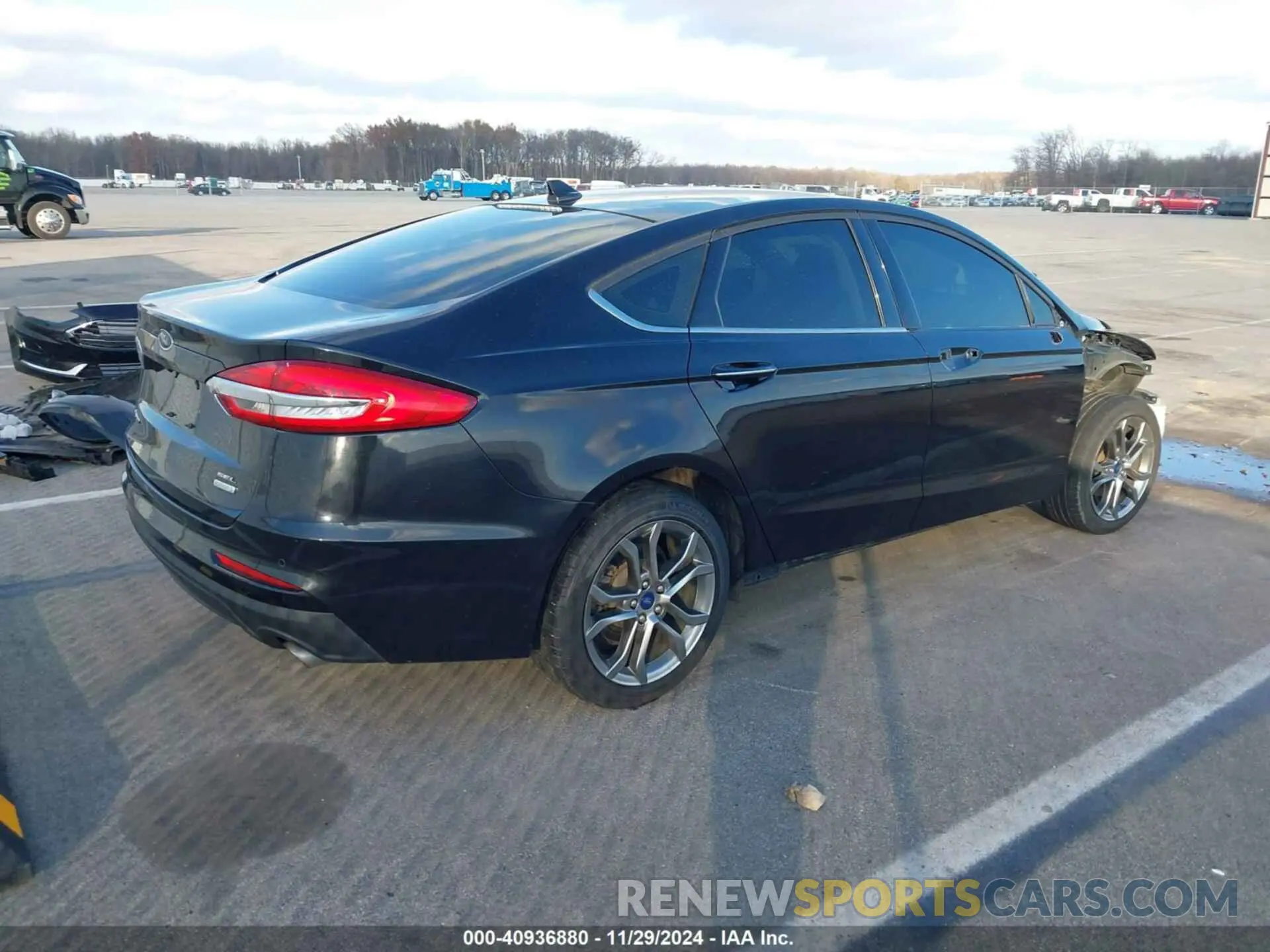 4 Photograph of a damaged car 3FA6P0CD7LR130887 FORD FUSION 2020