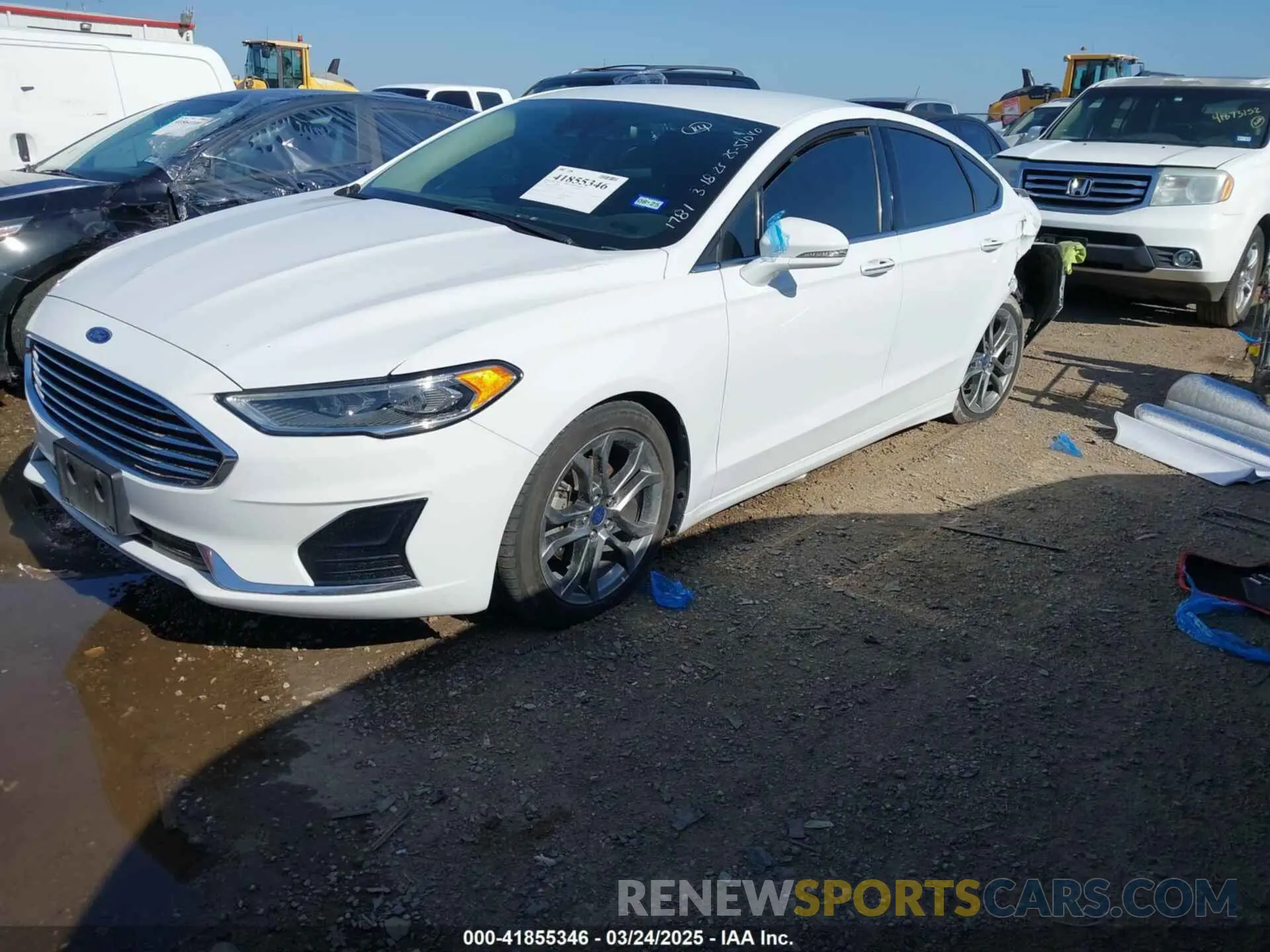 2 Фотография поврежденного автомобиля 3FA6P0CD7LR131781 FORD FUSION 2020