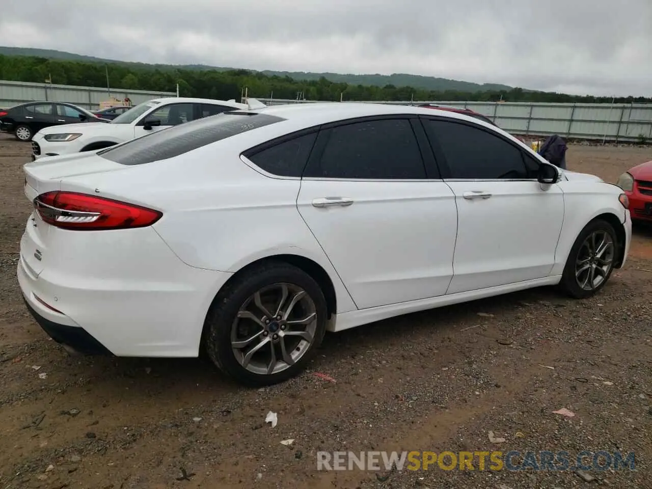 3 Photograph of a damaged car 3FA6P0CD9LR130180 FORD FUSION 2020